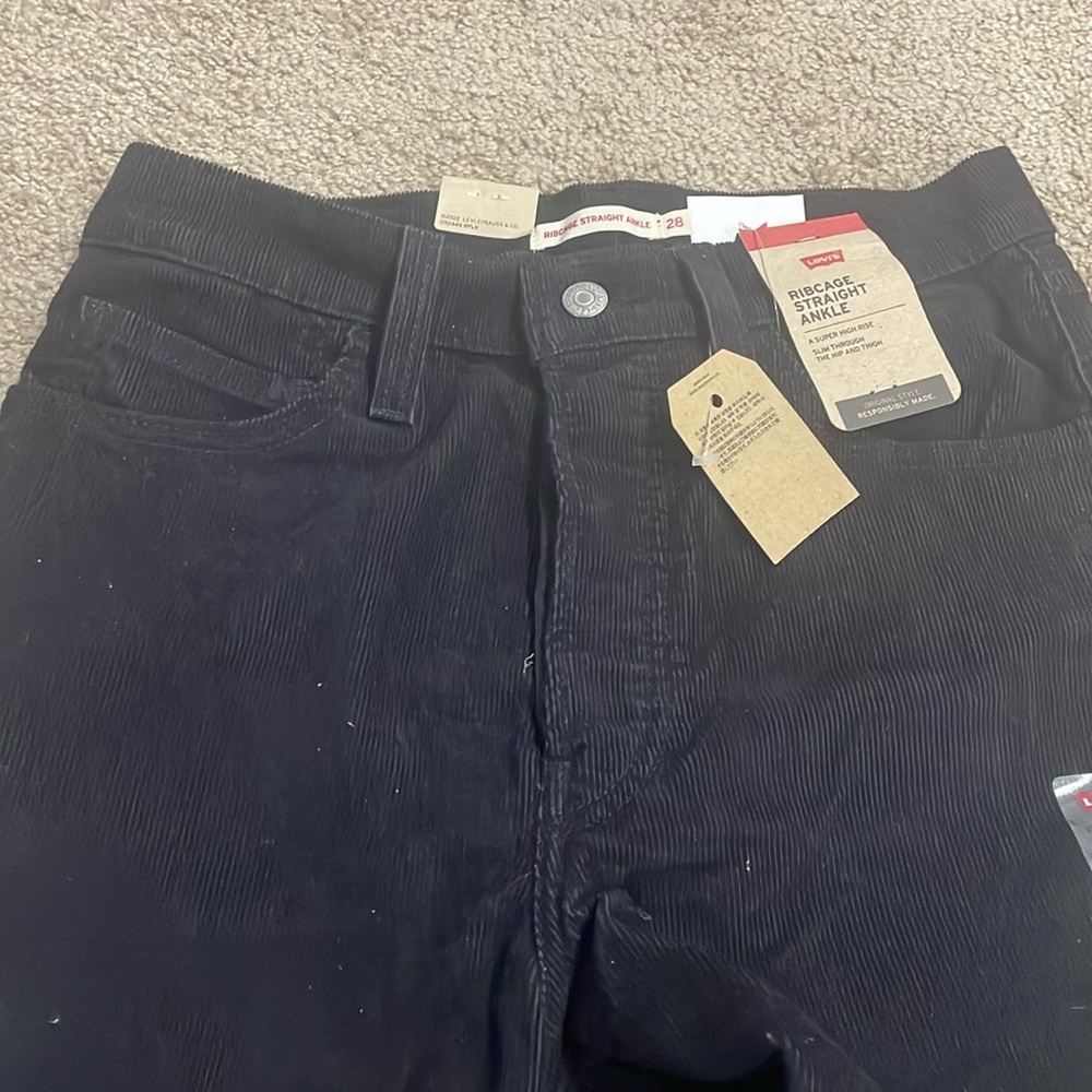 Rib cage straight ankle Levi’s 
Corduroy black ribbed plants jeans
High rise